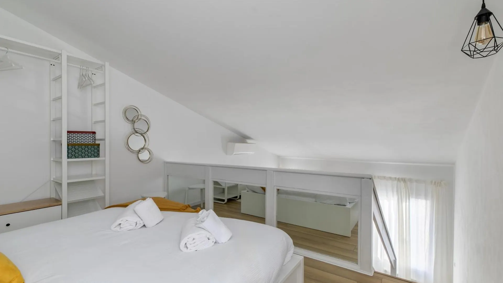 Ines & Dados Central Luxury Loft In Padua Daire Padova
