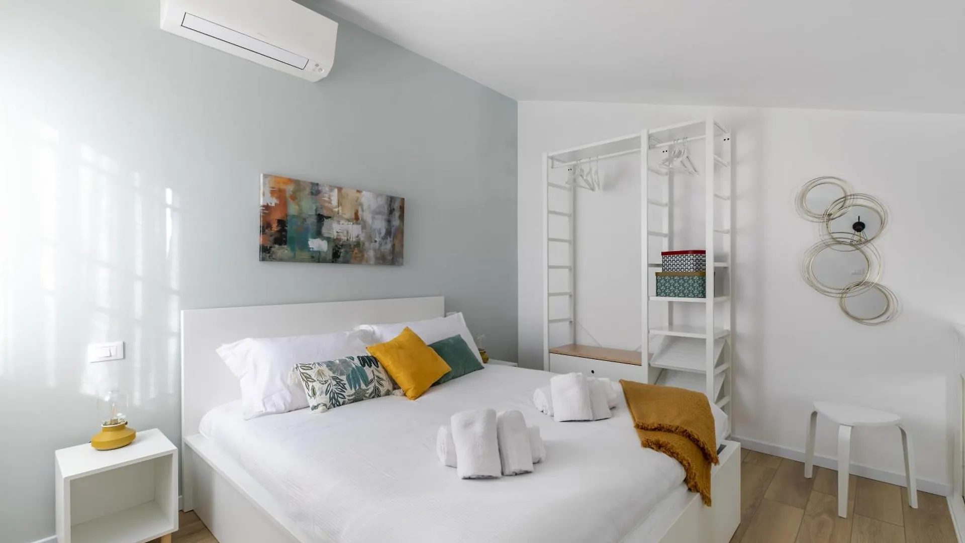 Ines & Dados Central Luxury Loft In Padua 0*, Padova İtalya